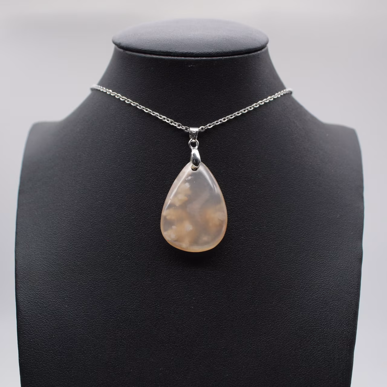 Teardrop Flower Agate Pendant