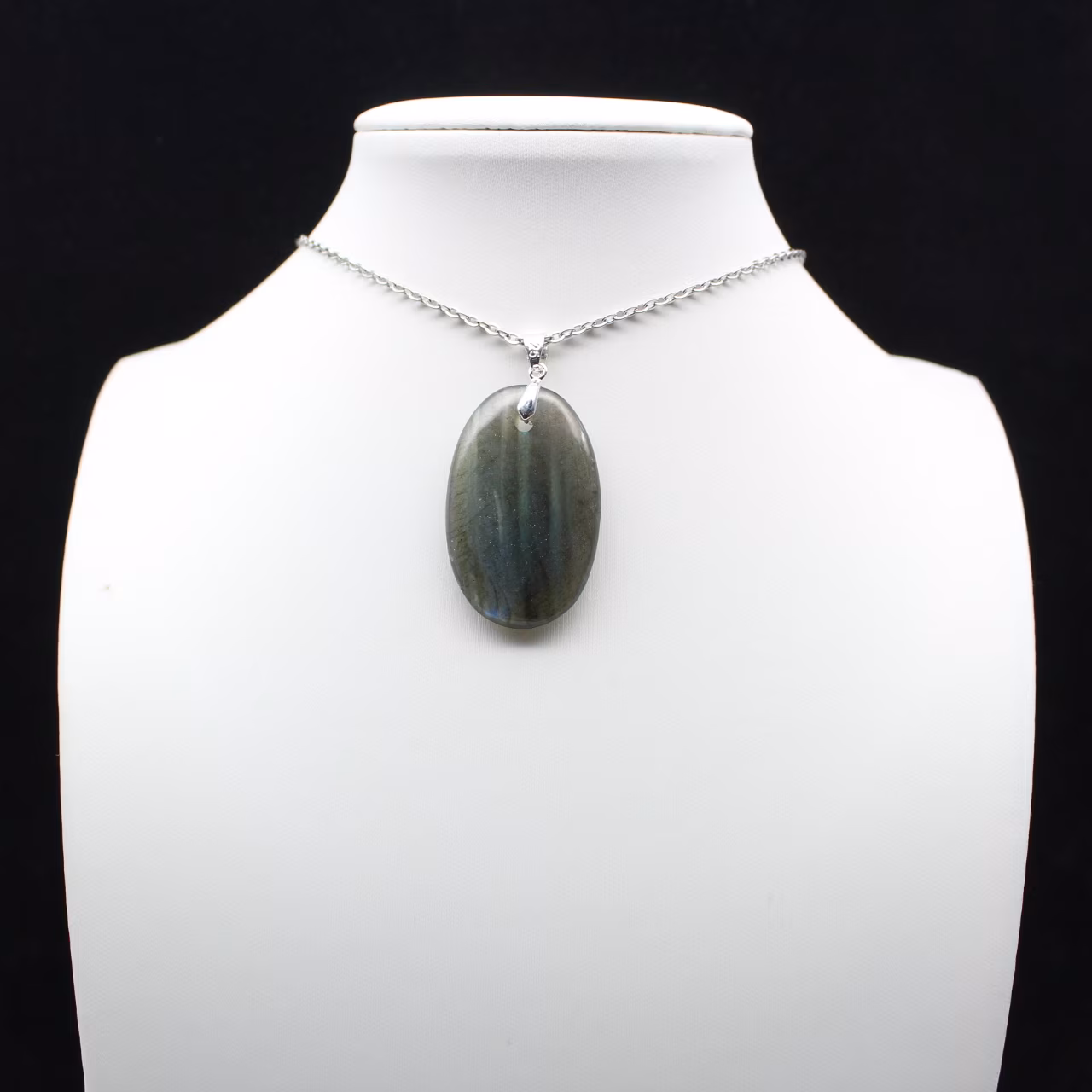 Labradorite Oval Pendant