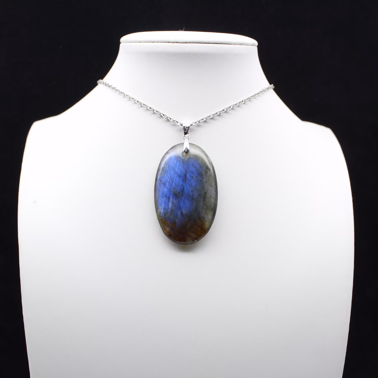 Labradorite Oval Pendant