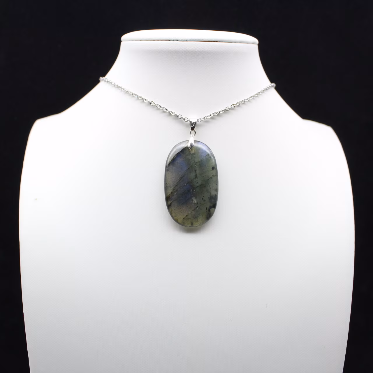 Labradorite Oval Pendant