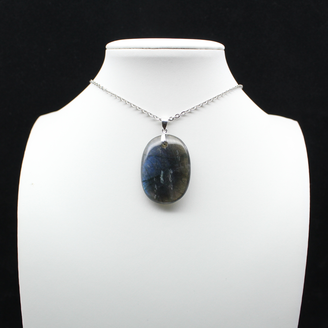 Labradorite Oval Pendant