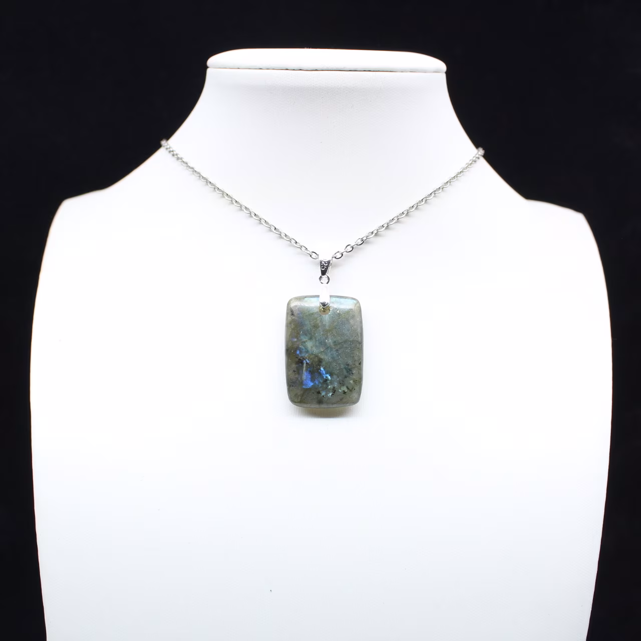 Labradorite rectangular pendant