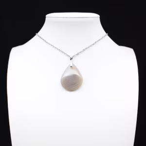 Banded agate pendant