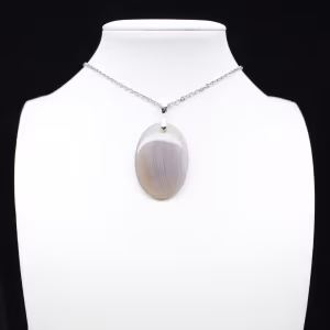 Banded agate pendant