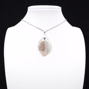 Banded agate pendant