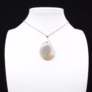Banded agate pendant