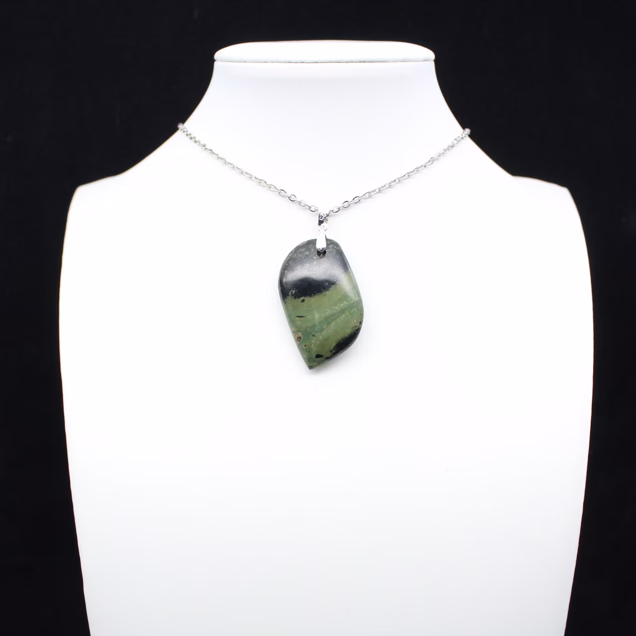 Kambamba Jasper Flame Pendant