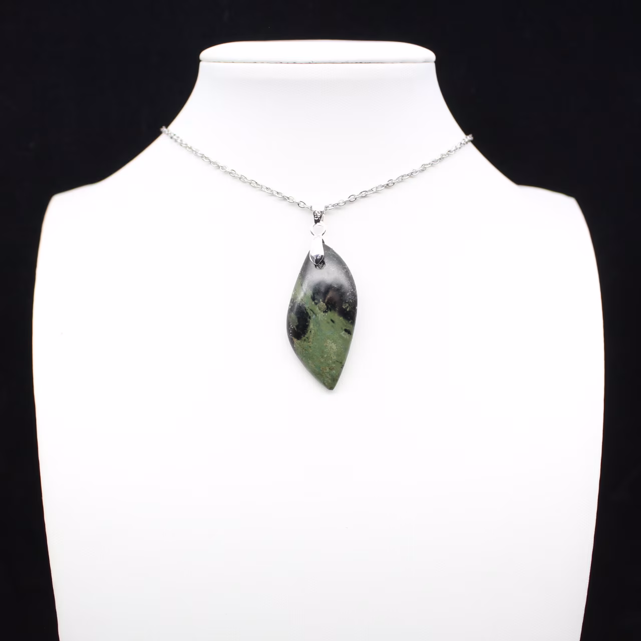 Kambamba Jasper Leaf Pendant
