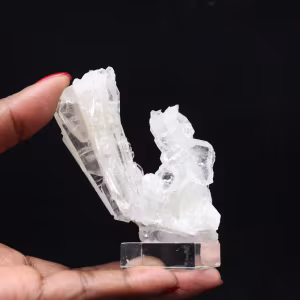 Faded quartz crystal