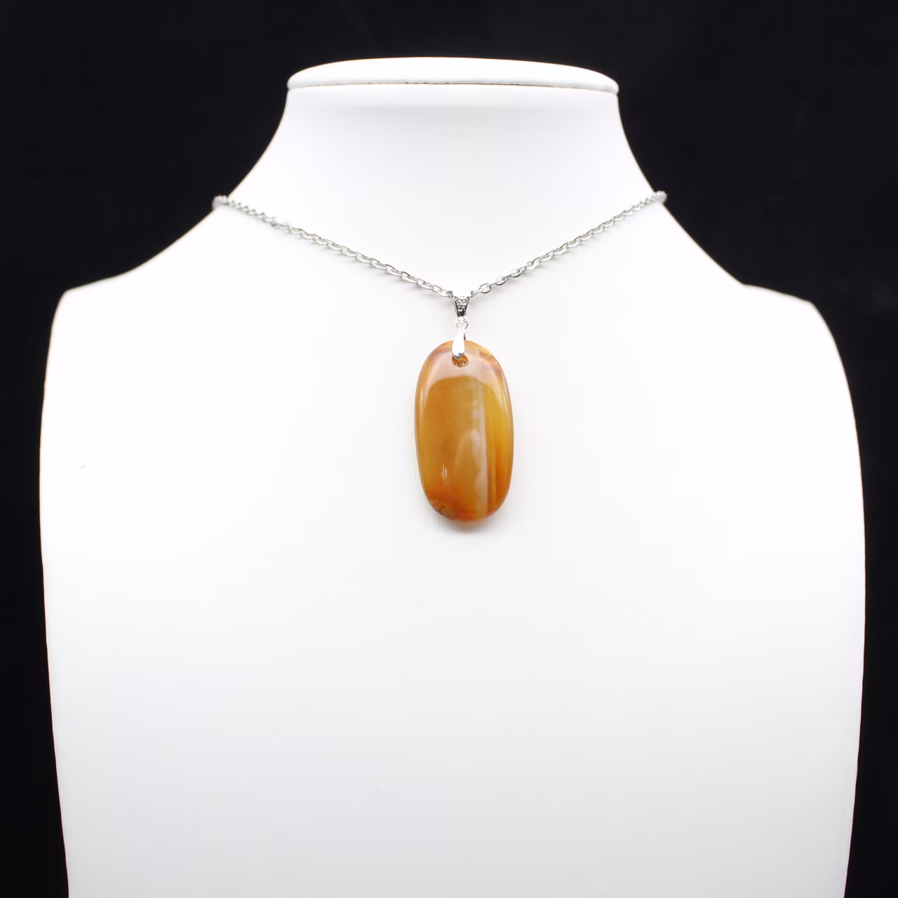 Carnelian pendant