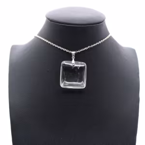 Rock crystal pendant