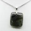 Square pendant in labradorite from Madagascar - 1